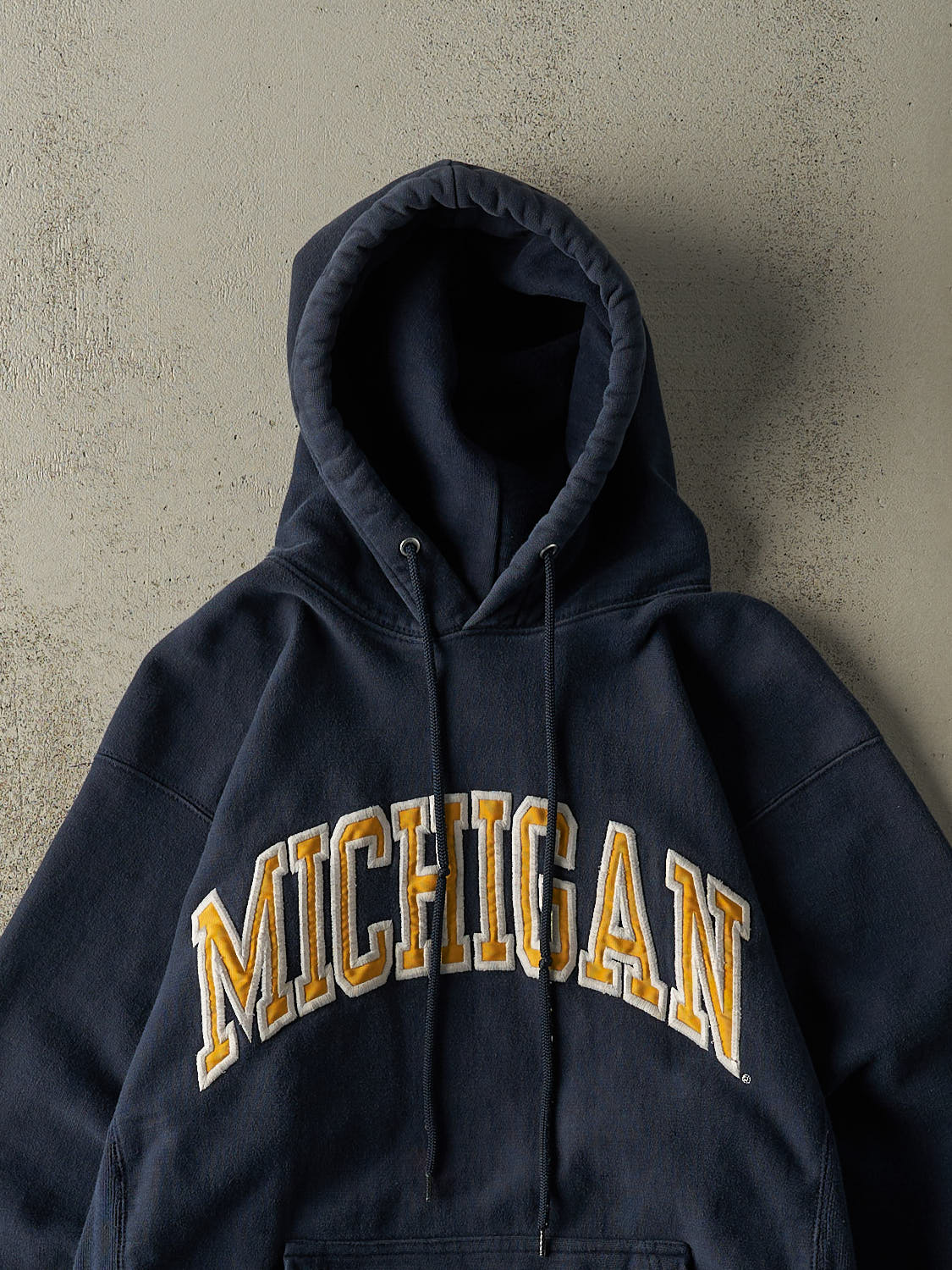 Vintage Y2K Navy Blue University Of Michigan Embroidered Hoodie (S/M)