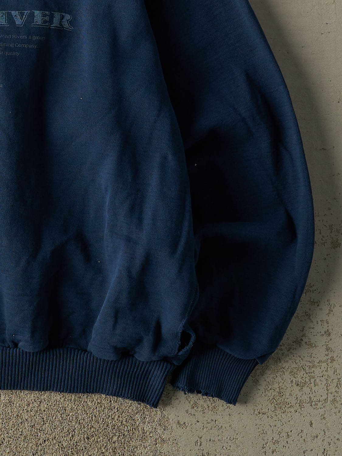 Vintage Y2K Navy Blue Wind River Crewneck (M/L)