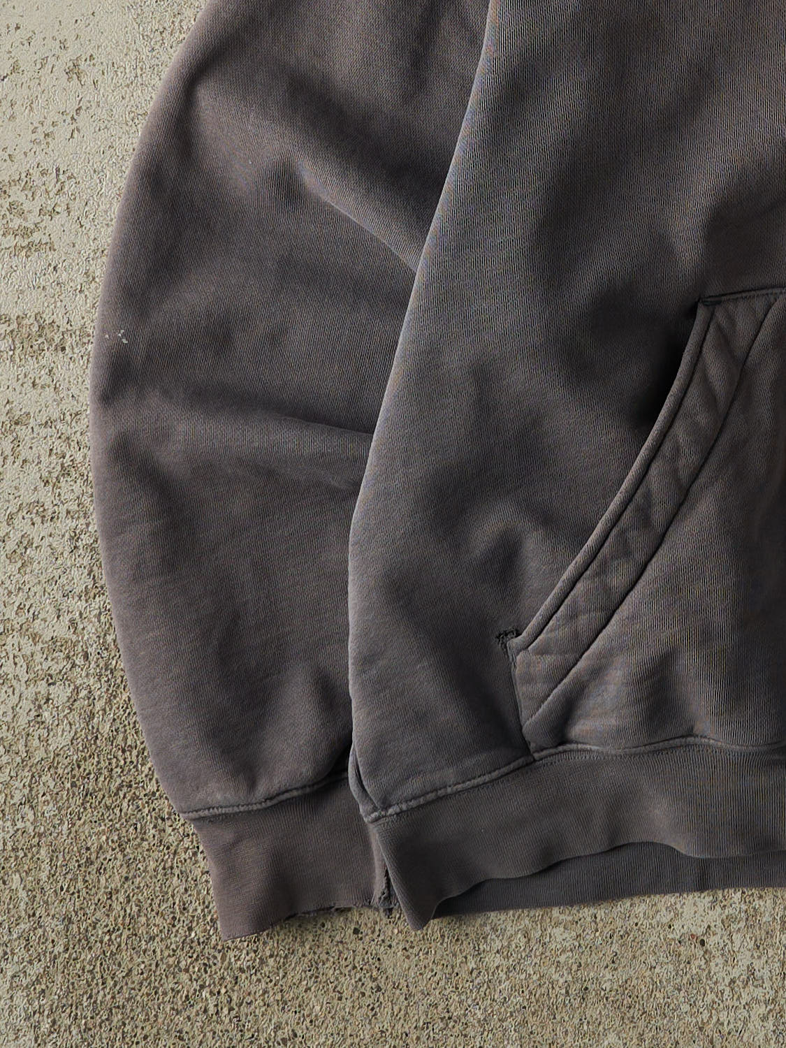 Vintage 90s Charcoal Grey Columbia Embroidered Hoodie (M)