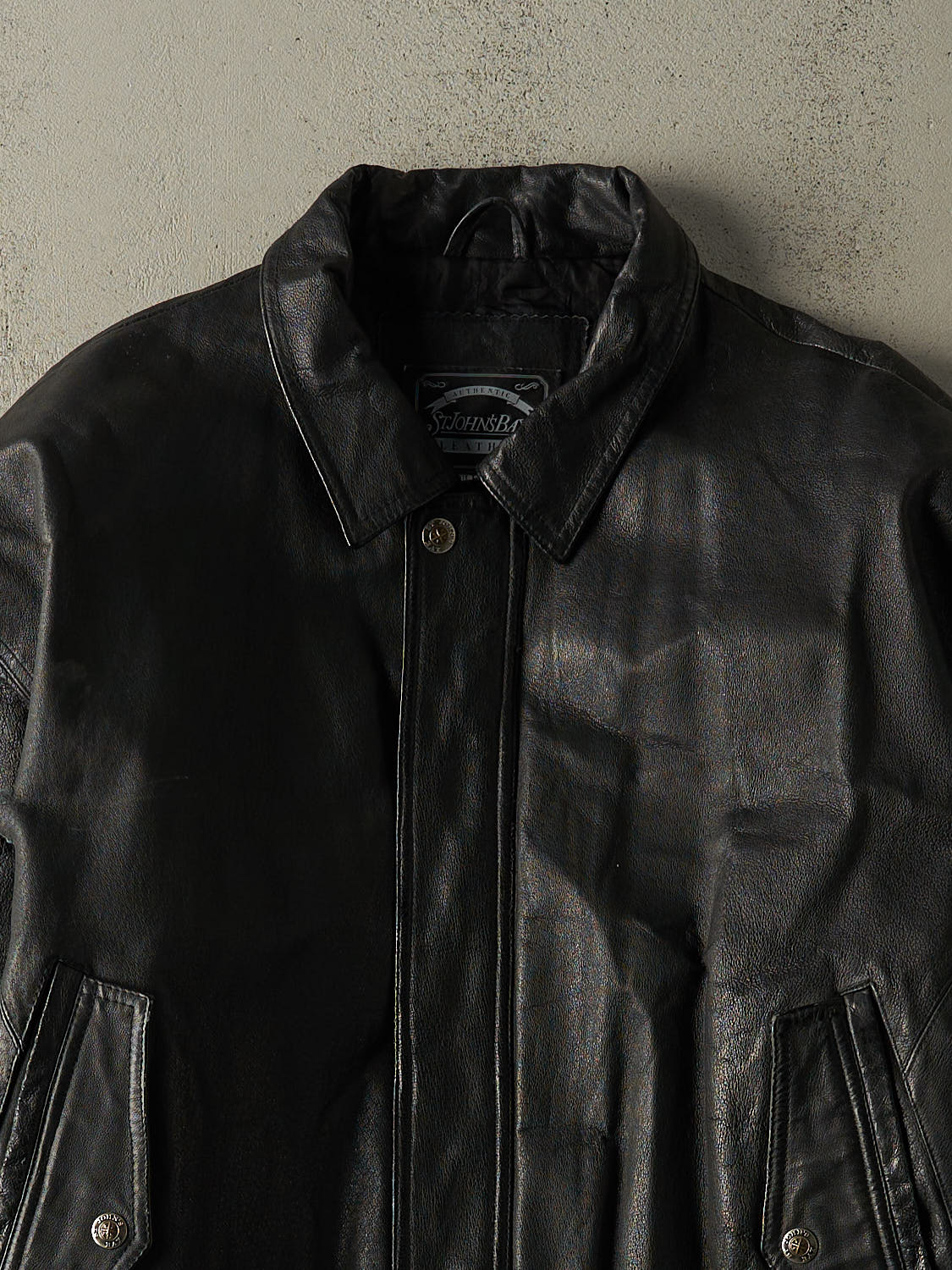 Vintage 90s Black St. John's Bay Leather Bomber Jacket (L/XL)