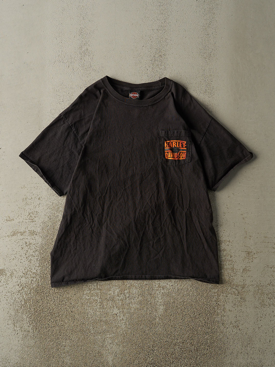 Vintage 18' Faded Black Harley Davidson Wyoming Pocket Tee (L/XL)