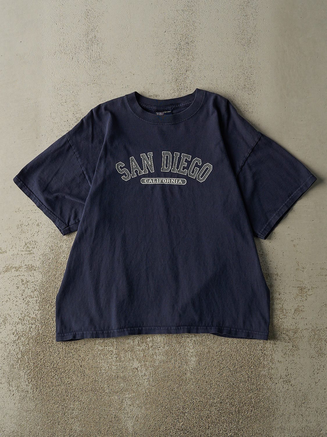 Vintage 90s Navy Blue San Diego California Tee (L)