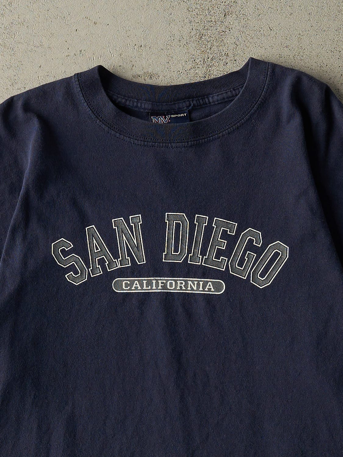 Vintage 90s Navy Blue San Diego California Tee (L)