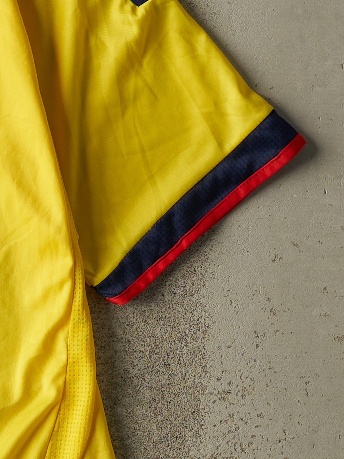 Vintage Y2K Yellow Columbia Adidas Soccer Jersey (XL)