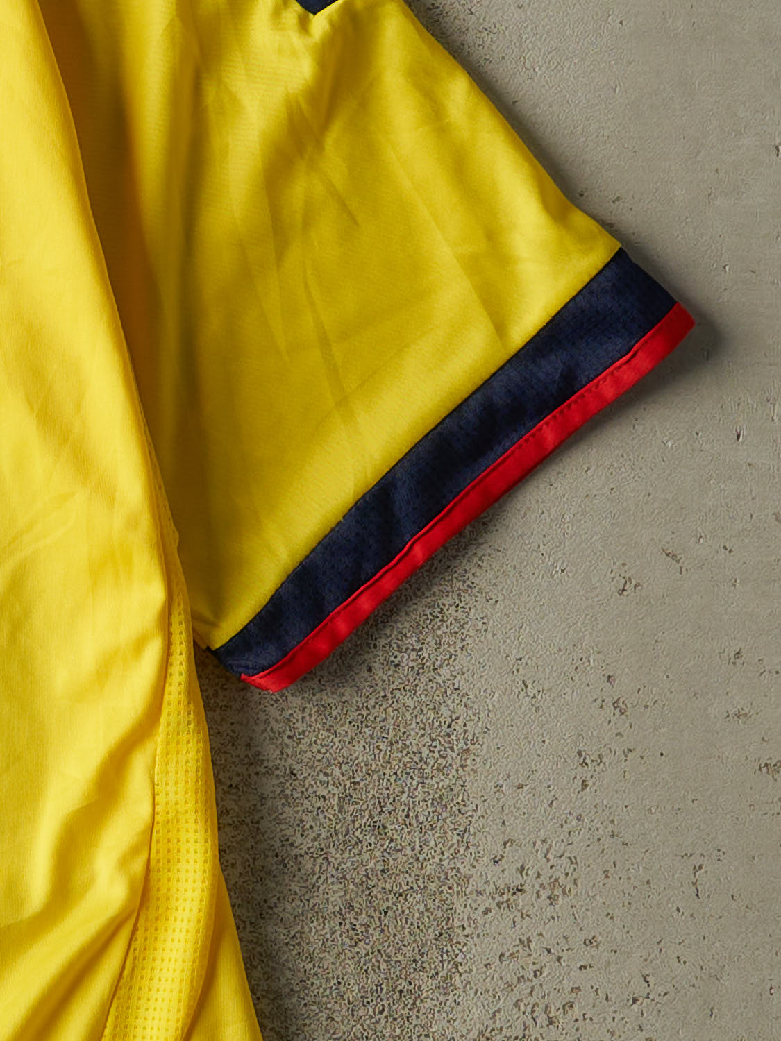 Vintage Y2K Yellow Columbia Adidas Soccer Jersey (XL)