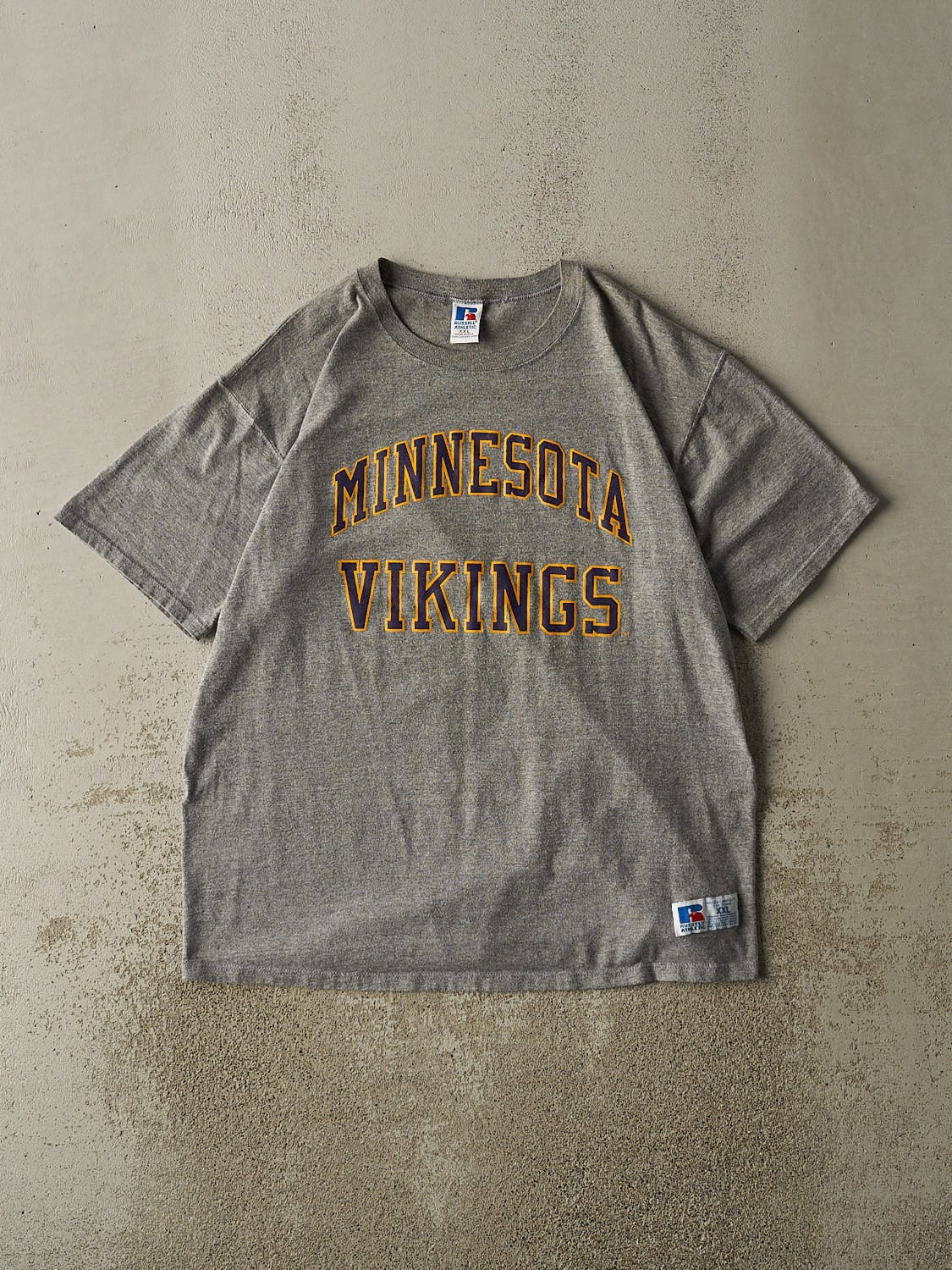 Vintage 90s Grey Russell Athletic Minnesota Vikings Tee (XL)