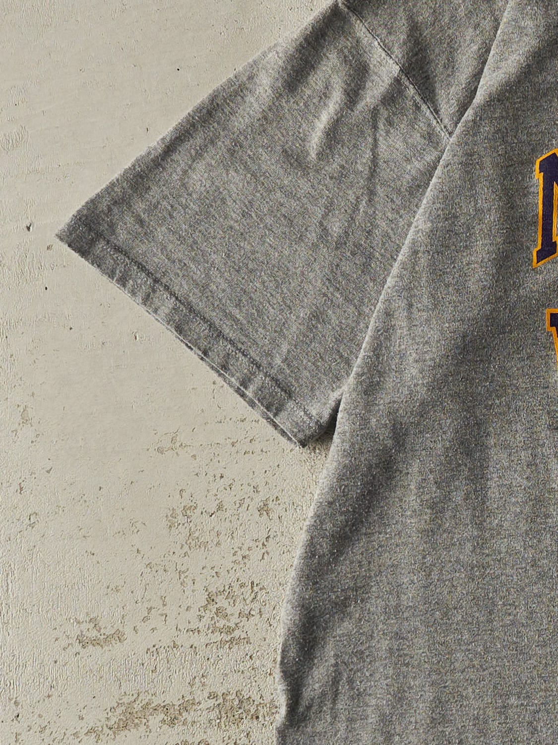 Vintage 90s Grey Russell Athletic Minnesota Vikings Tee (XL)