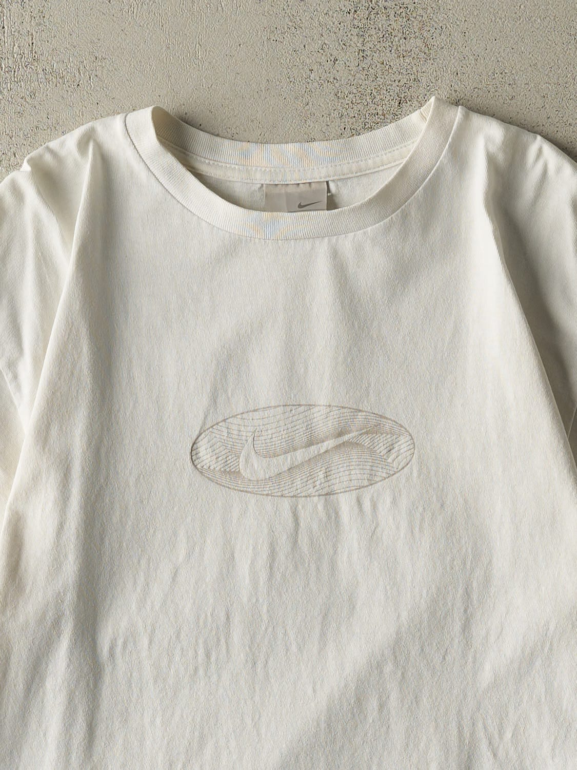 Vintage Y2K White Nike Swoosh Tee (M/L)