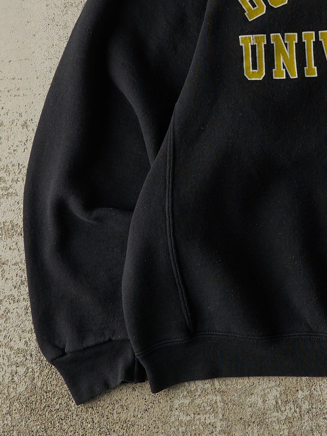 Vintage Y2K Black Russell Athletic Bowie State University Crewneck (L/XL)