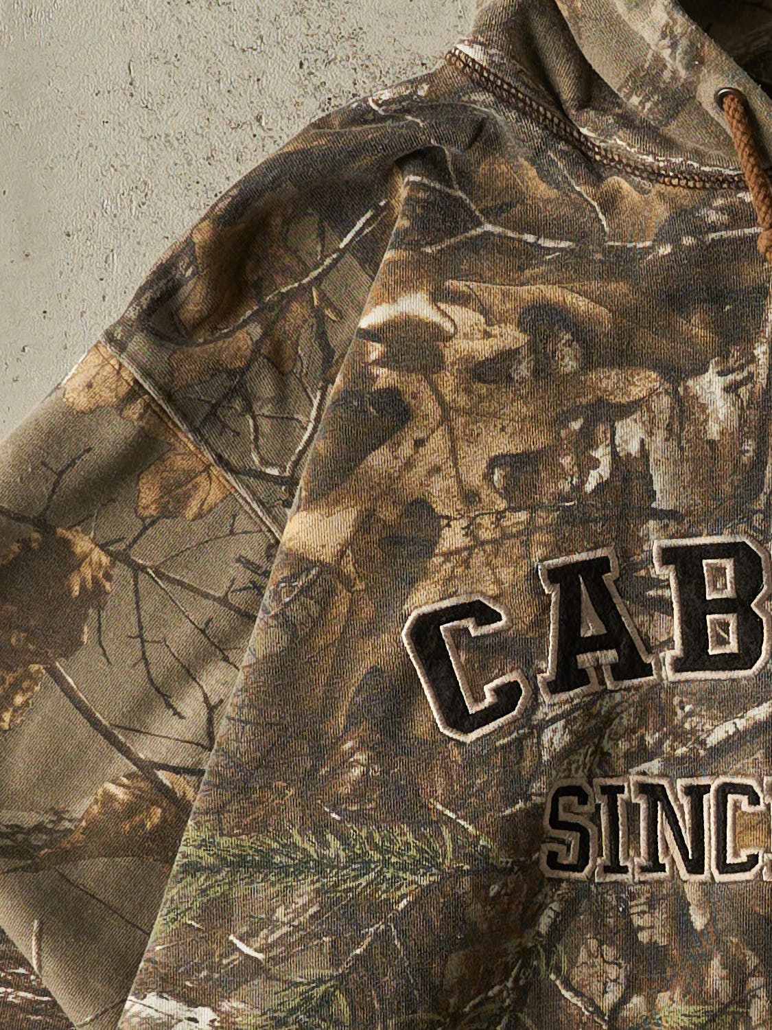 Vintage Y2K Camo Realtree x Cabela's Hoodie (L/XL)