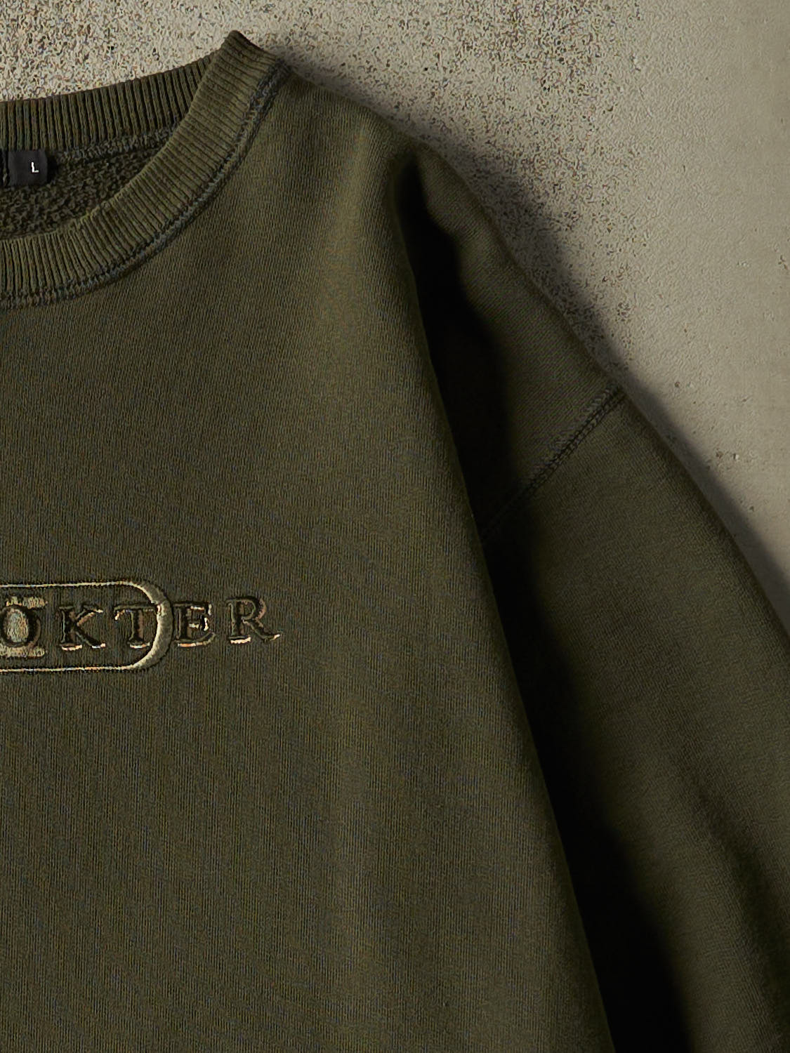 Vintage 90s Green Board Dökter Snowboarding Embroidered Crewneck (L/XL)