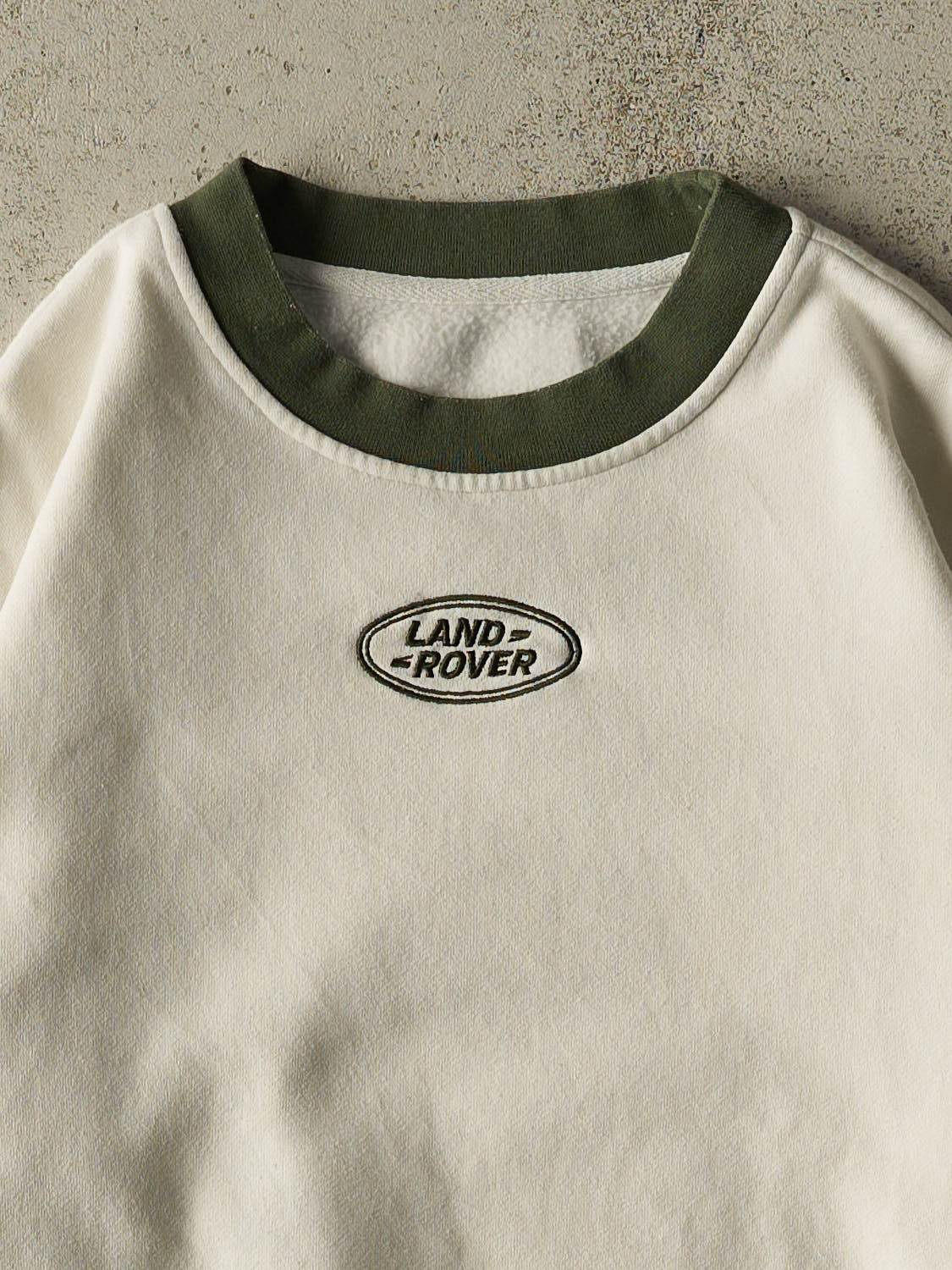 Vintage 90s White Land Rover Embroidered Crewneck (M/L)