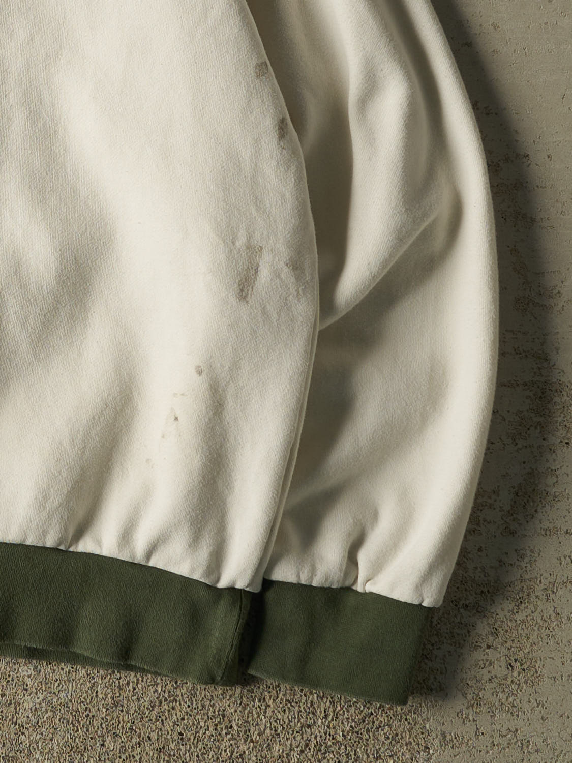 Vintage 90s White Land Rover Embroidered Crewneck (M/L)