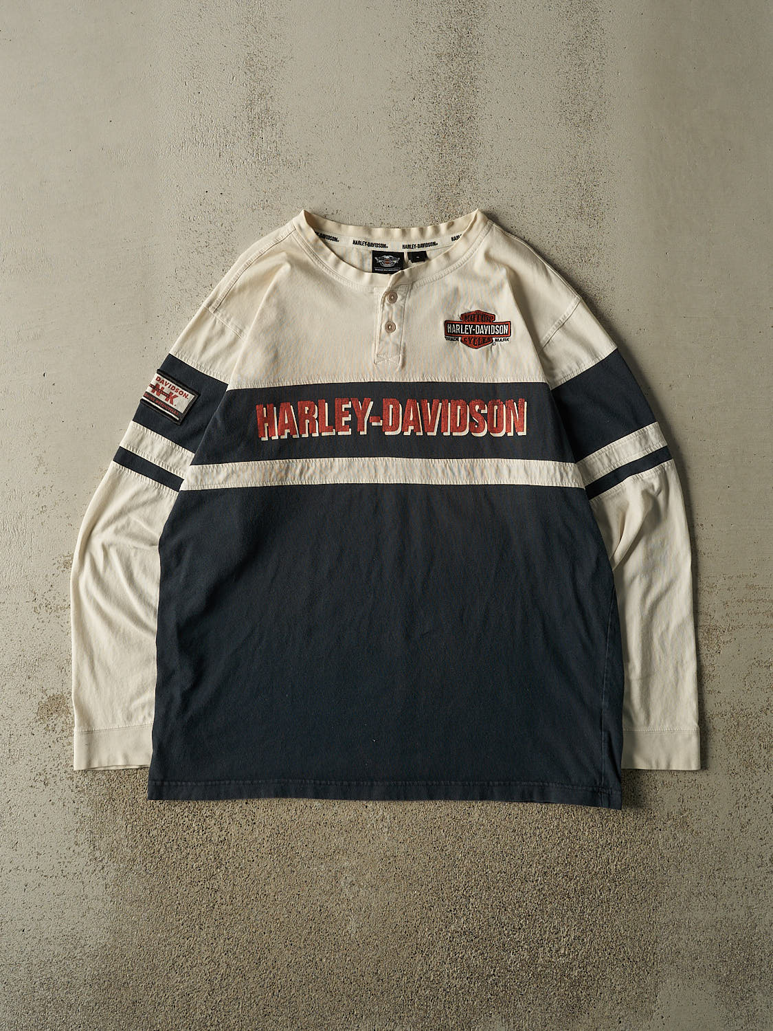 Vintage Y2K Beige Harley Davidson Embroidered Quarter Button Long Sleeve (XL)