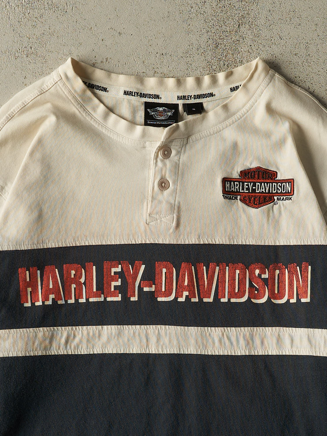 Vintage Y2K Beige Harley Davidson Embroidered Quarter Button Long Sleeve (XL)