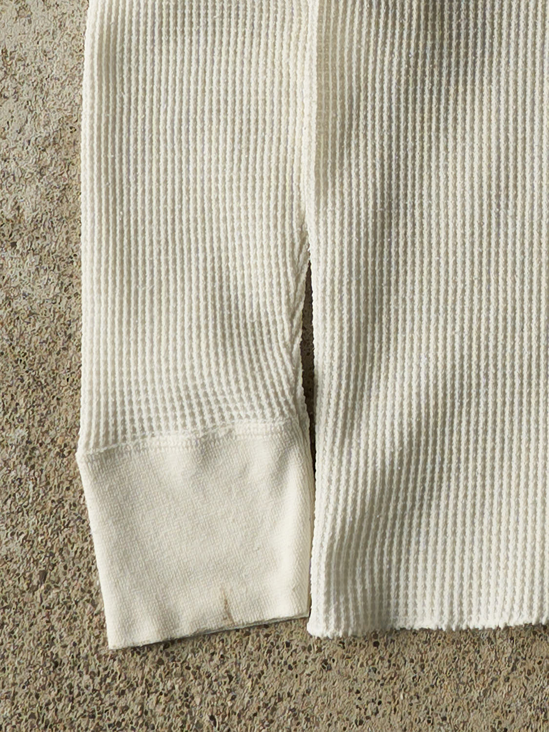 Vintage 90s White Thermal Long Sleeve (XXS/XS)