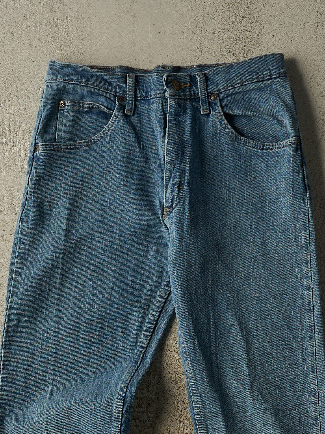 Vintage Y2K Mid Wash Wrangler Jeans (29x32)
