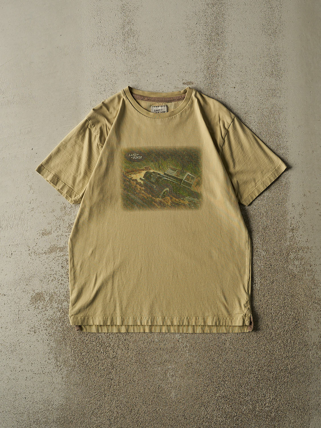 Vintage Y2K Beige Land Rover Tee (L)