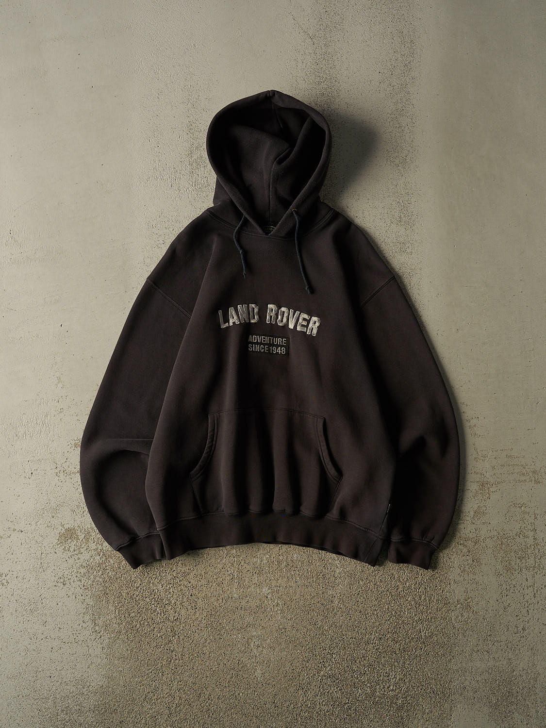 Vintage 00' Faded Black Land Rover Embroidered Hoodie (L/XL)