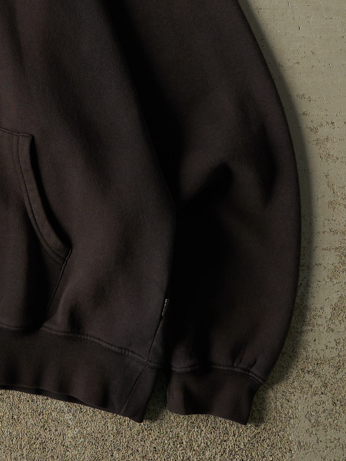 Vintage 00' Faded Black Land Rover Embroidered Hoodie (L/XL)