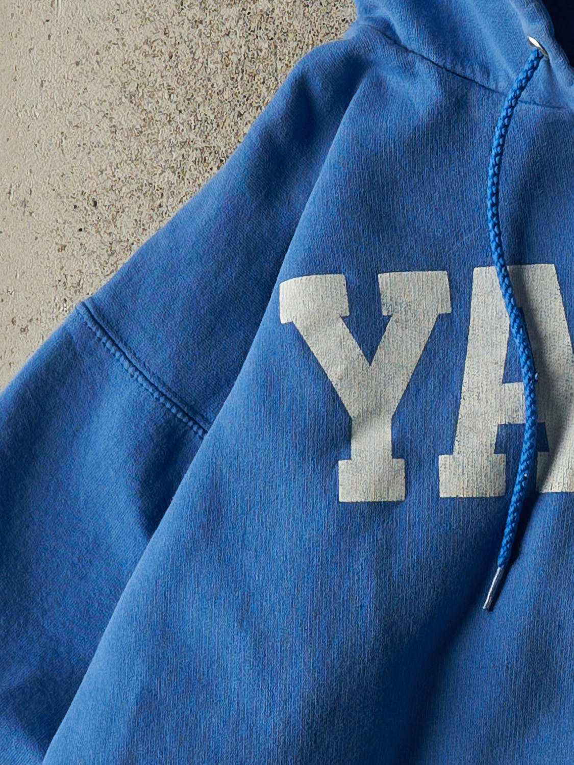Vintage 90s Blue Yale University Hoodie (S/M)