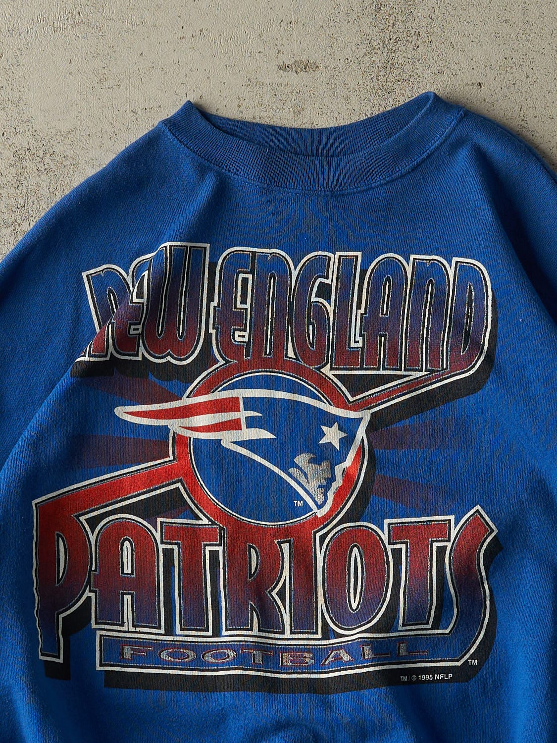 Vintage 95' Blue New England Patriots Crewneck (L)