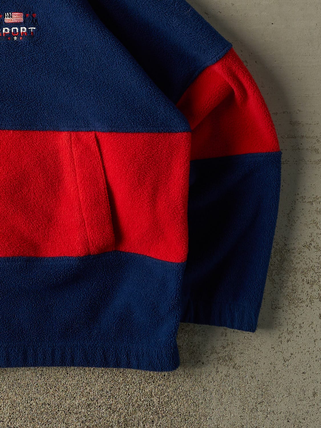 Vintage 90s Navy Blue & Red Embroidered Zip Up Fleece (L/XL)