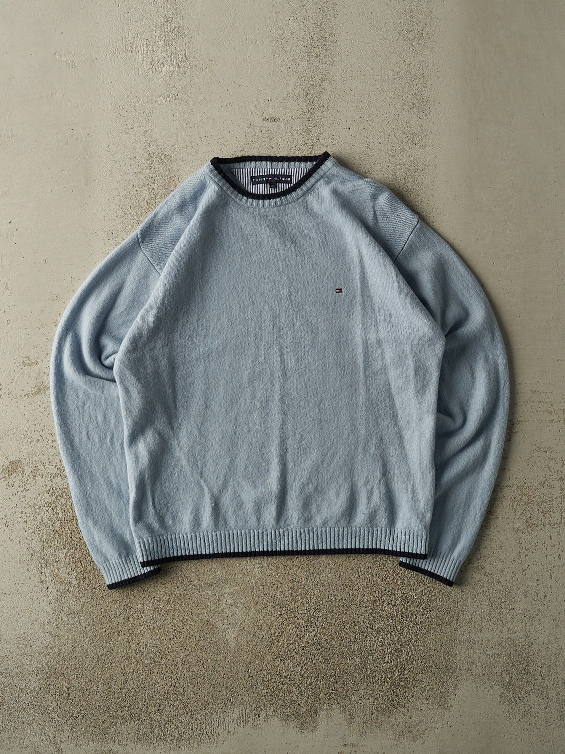 Vintage 90s Baby Blue Tommy Hilfiger Embroidered Knit (L/XL)