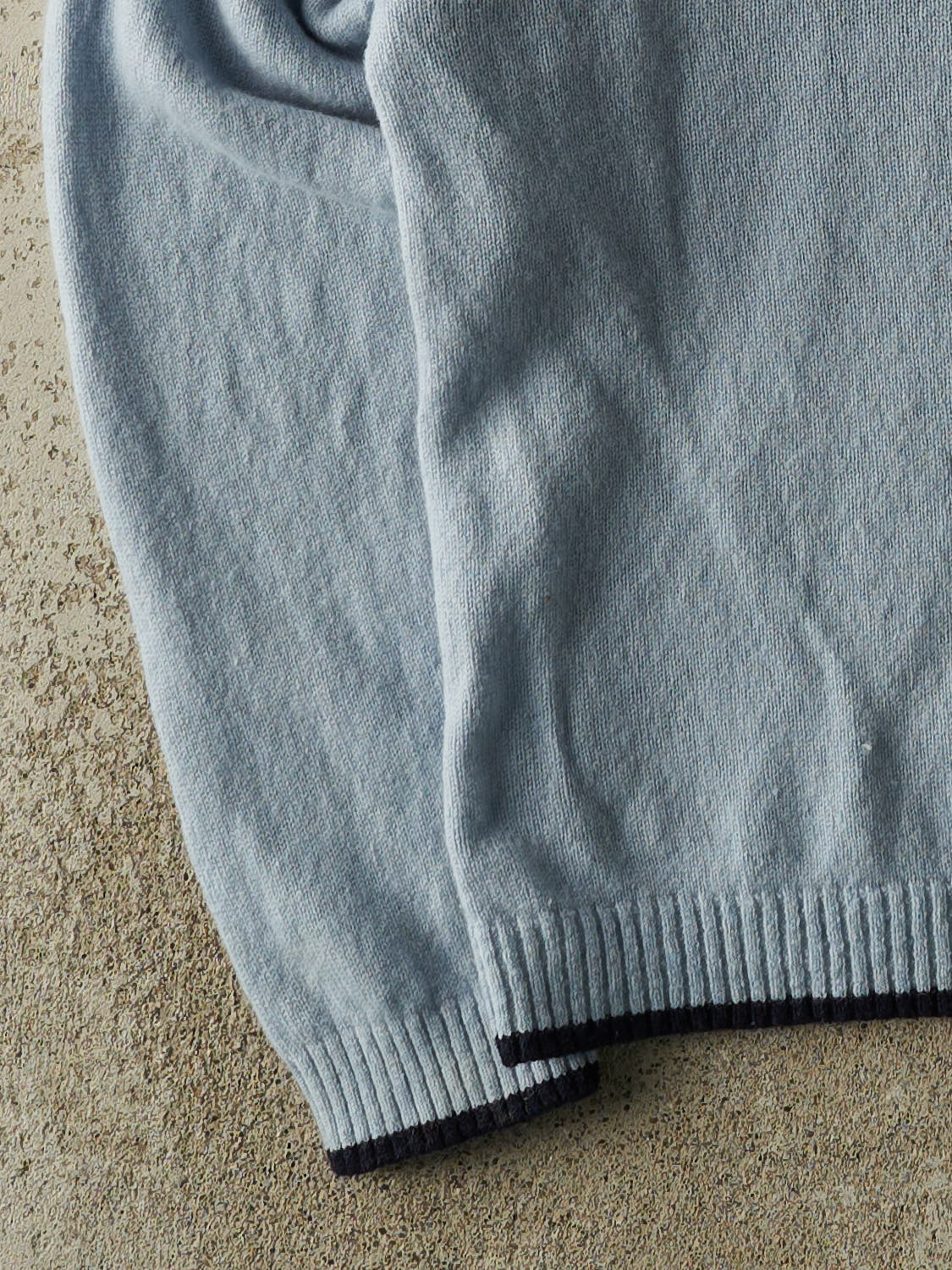 Vintage 90s Baby Blue Tommy Hilfiger Embroidered Knit (L/XL)