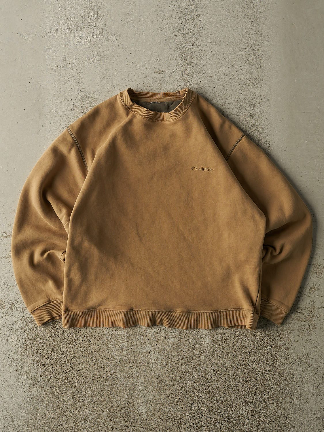 Vintage 90s Beige Columbia Embroidered Crewneck (M)