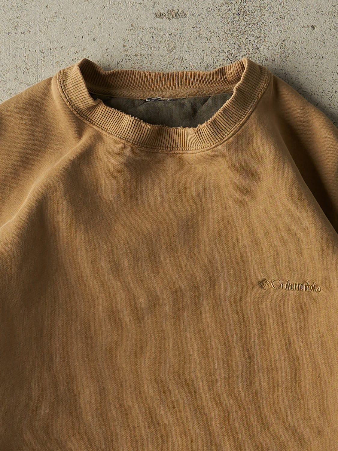 Vintage 90s Beige Columbia Embroidered Crewneck (M)