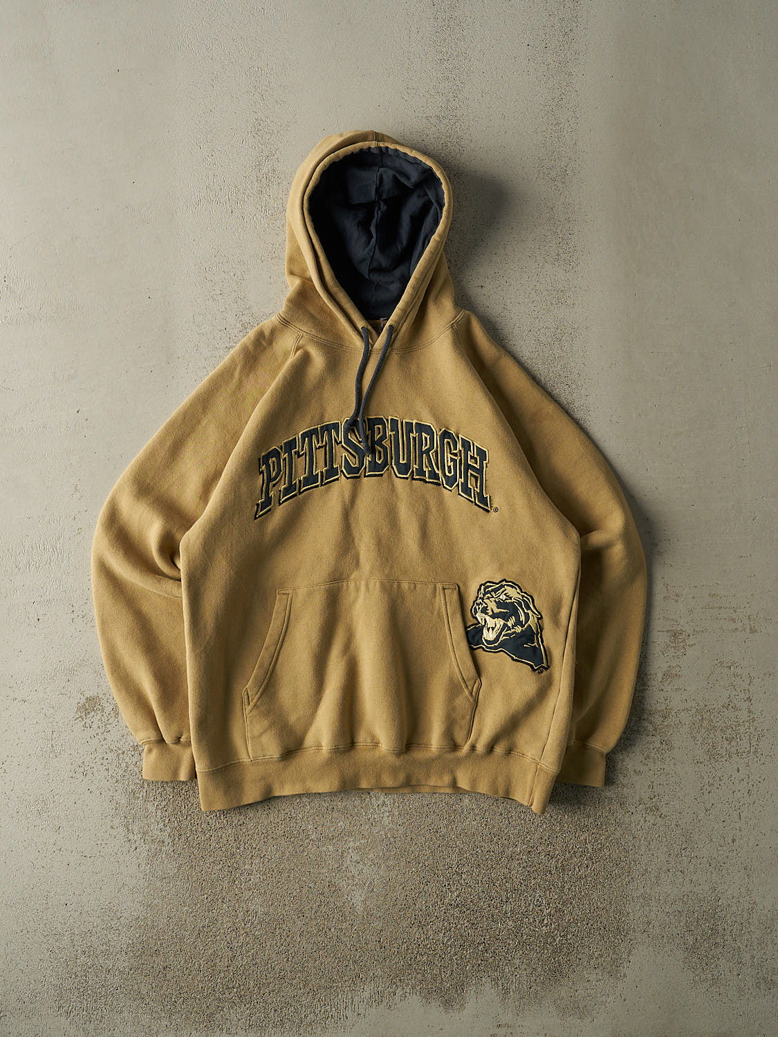 Vintage 90s Beige University of Pittsburgh Panthers Embroidered Hoodie (L/XL)