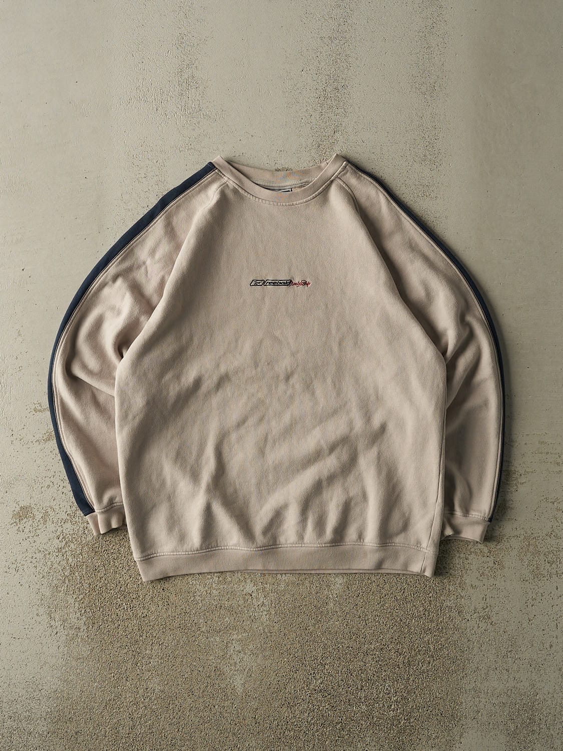 Vintage 90s Beige Reebok Embroidered Crewneck (XL/XXL)