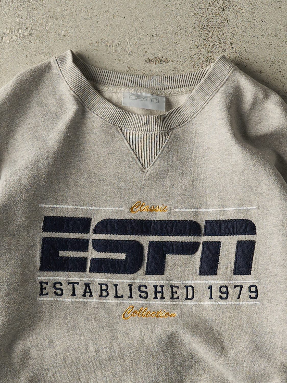Vintage Y2K Heather Grey ESPN Embroidered Crewneck (XL)
