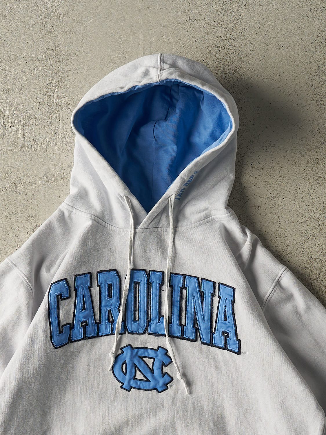 Vintage 90s White University of North Carolina Hoodie (S/M)