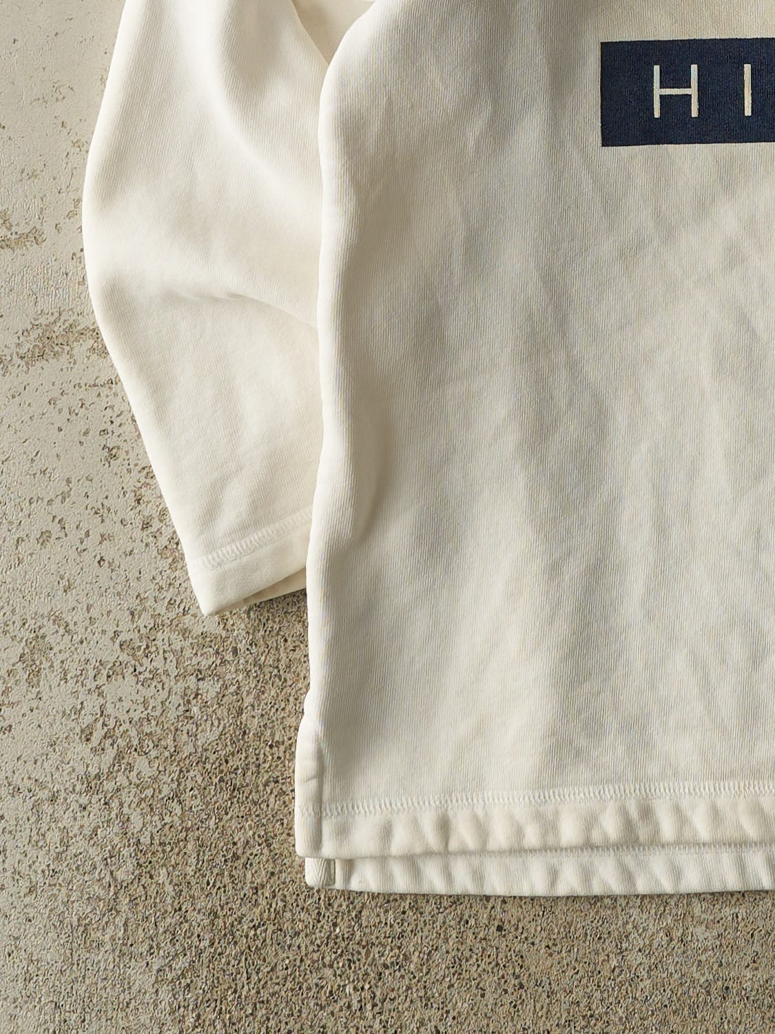 Vintage 90s White Tommy Hilfiger Crewneck (L/XL)