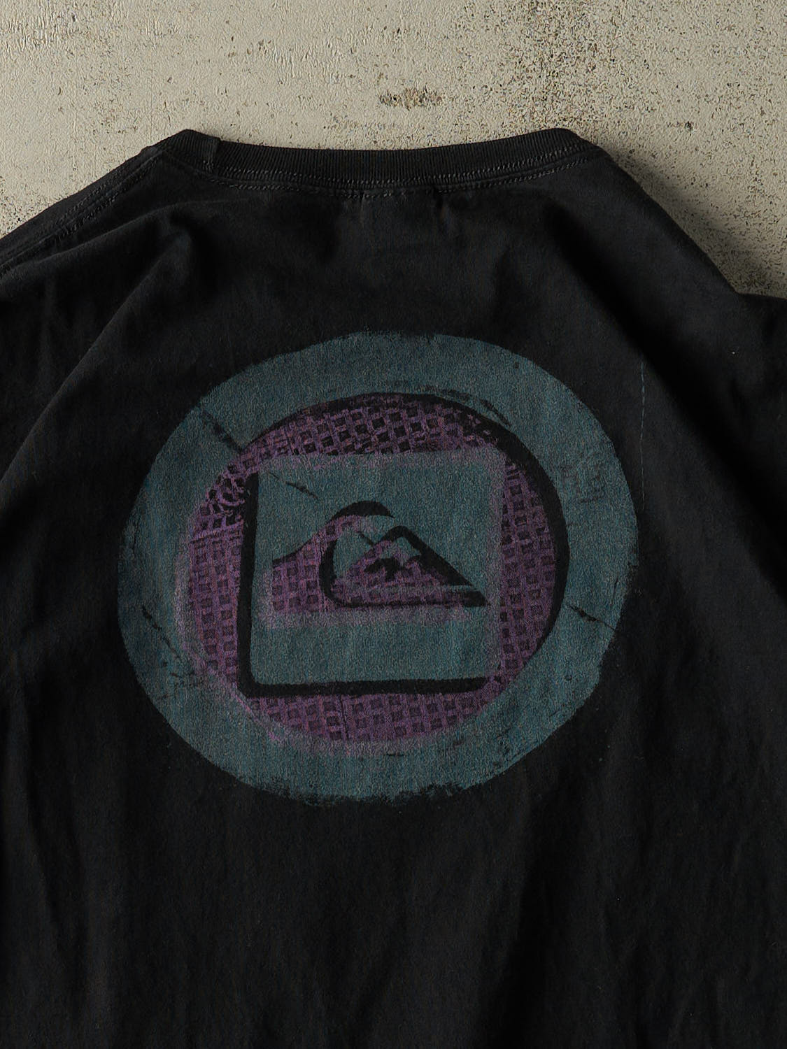 Vintage Y2K Faded Black Quiksilver Tee (XL)