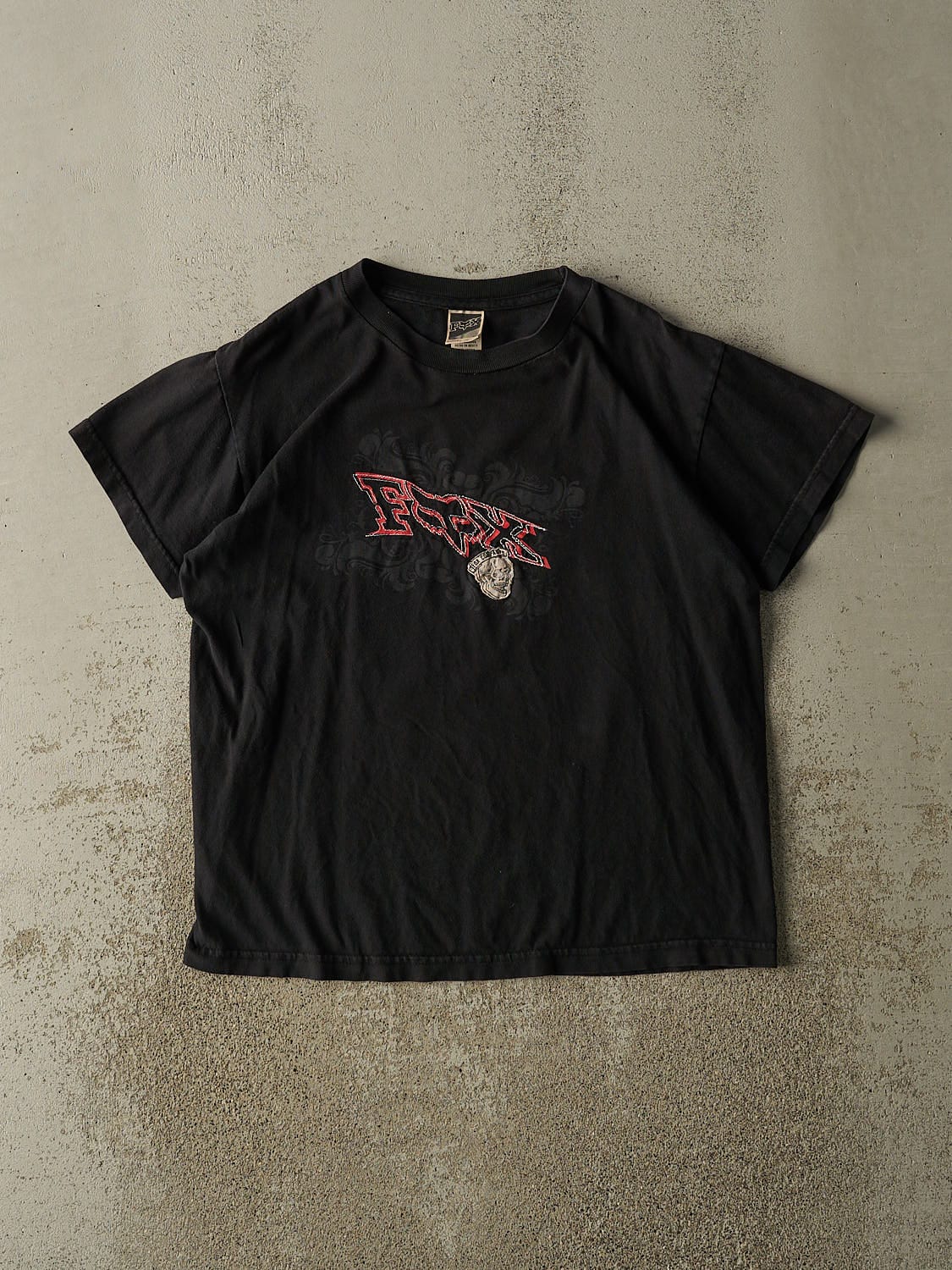 Vintage Y2K Black Fox Tee (M/L)