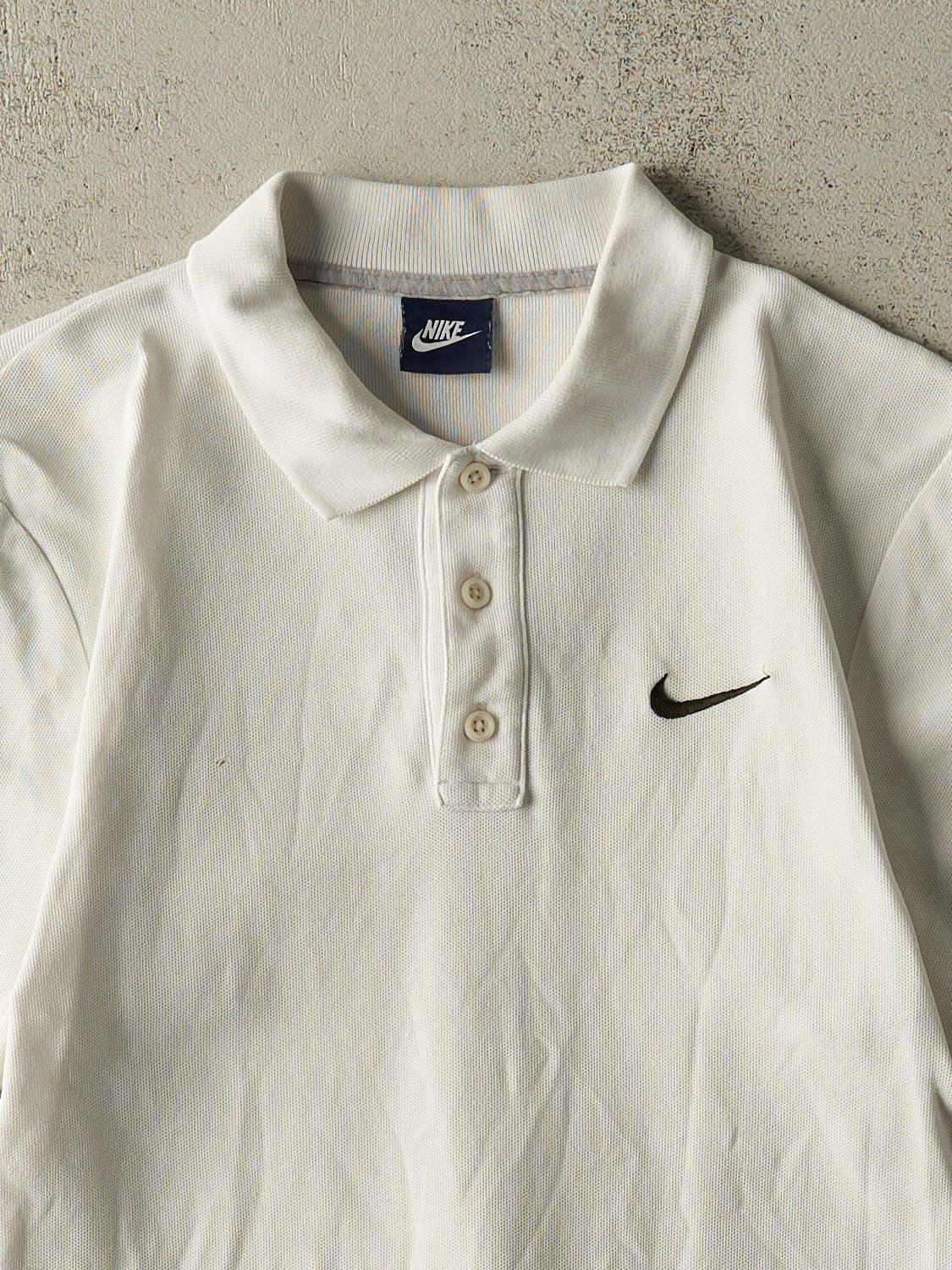 Vintage Y2K White Nike Embroidered Quarter Button Tee (XXS/XS)