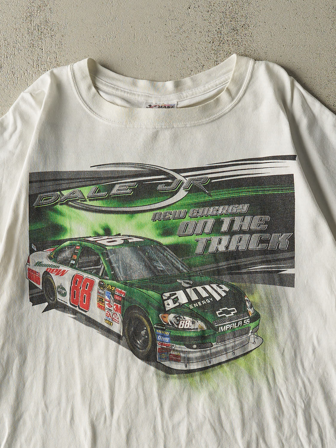 Vintage 06' White Dale Earnhardt Jr Nascar Tee (XL/XXL)