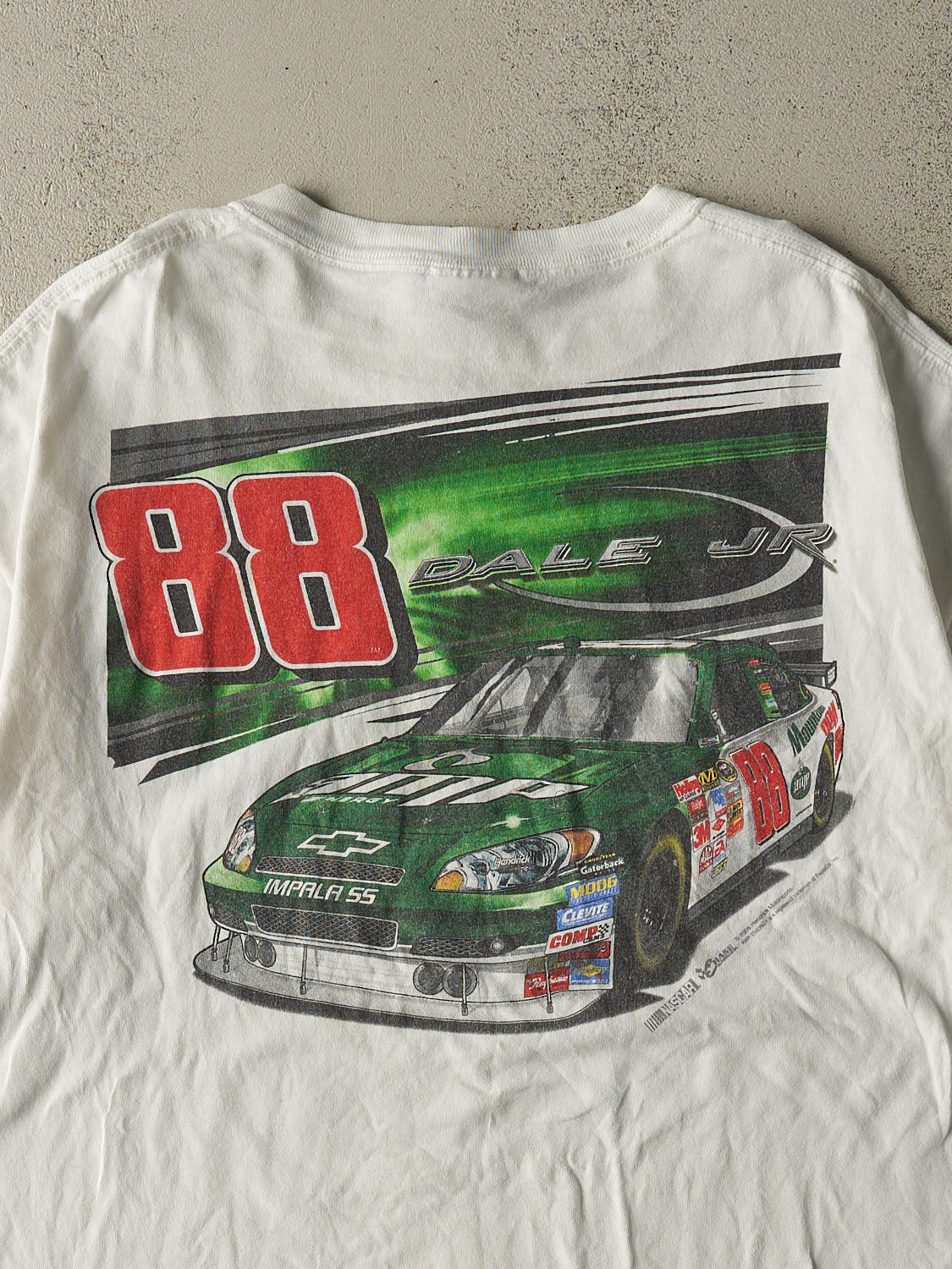 Vintage 06' White Dale Earnhardt Jr Nascar Tee (XL/XXL)