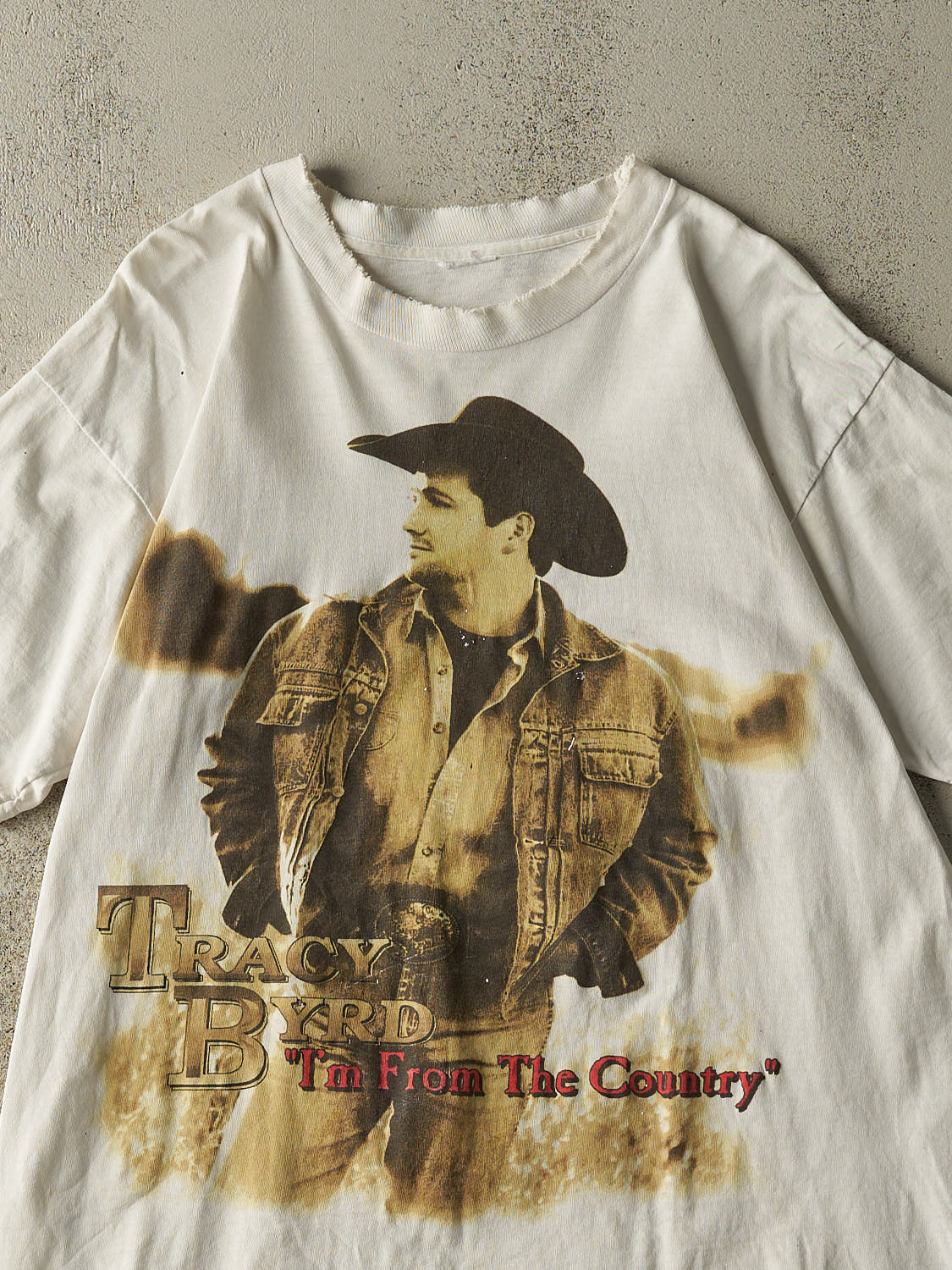 Vintage 93' White Tracey Byrd "I'm From the Country" Tee (M/L)
