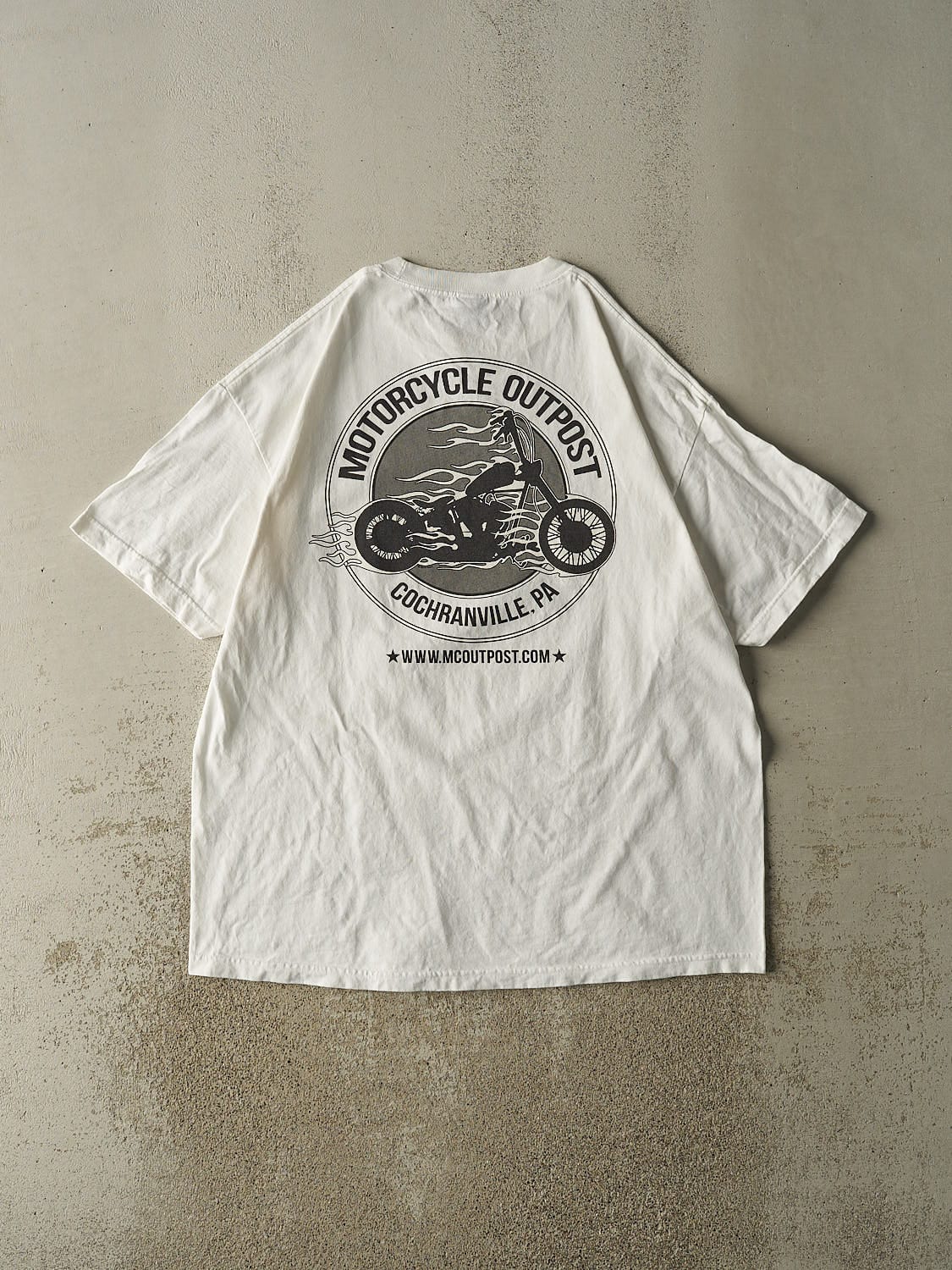 16' White "Its a Dry Heat" Motorcycle Outpost Biker Tee (XL/XXL)