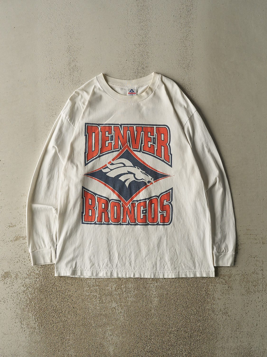 Vintage Y2K White Denver Broncos AFC Division Champions Long Sleeve (L/XL)