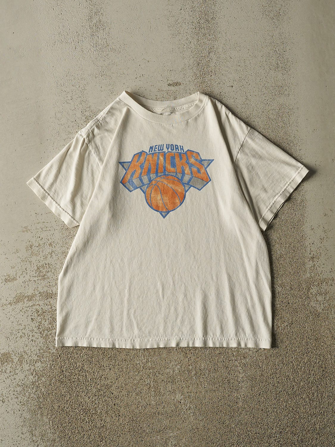 Vintage Y2K Beige New York Knicks #17 Lin Tee (S)