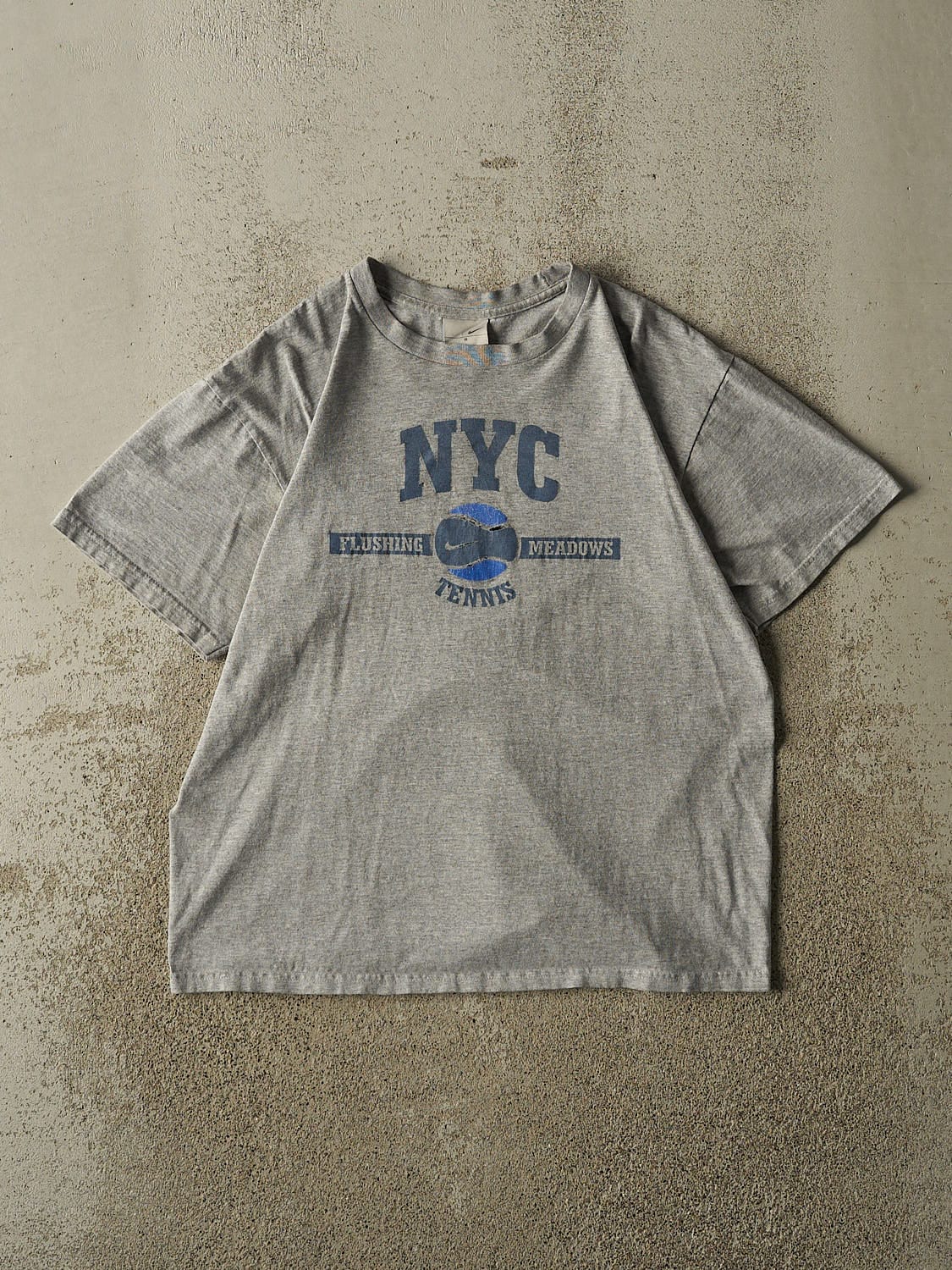 Vintage Y2K Grey NYC Nike Tennis Tee (S/M)