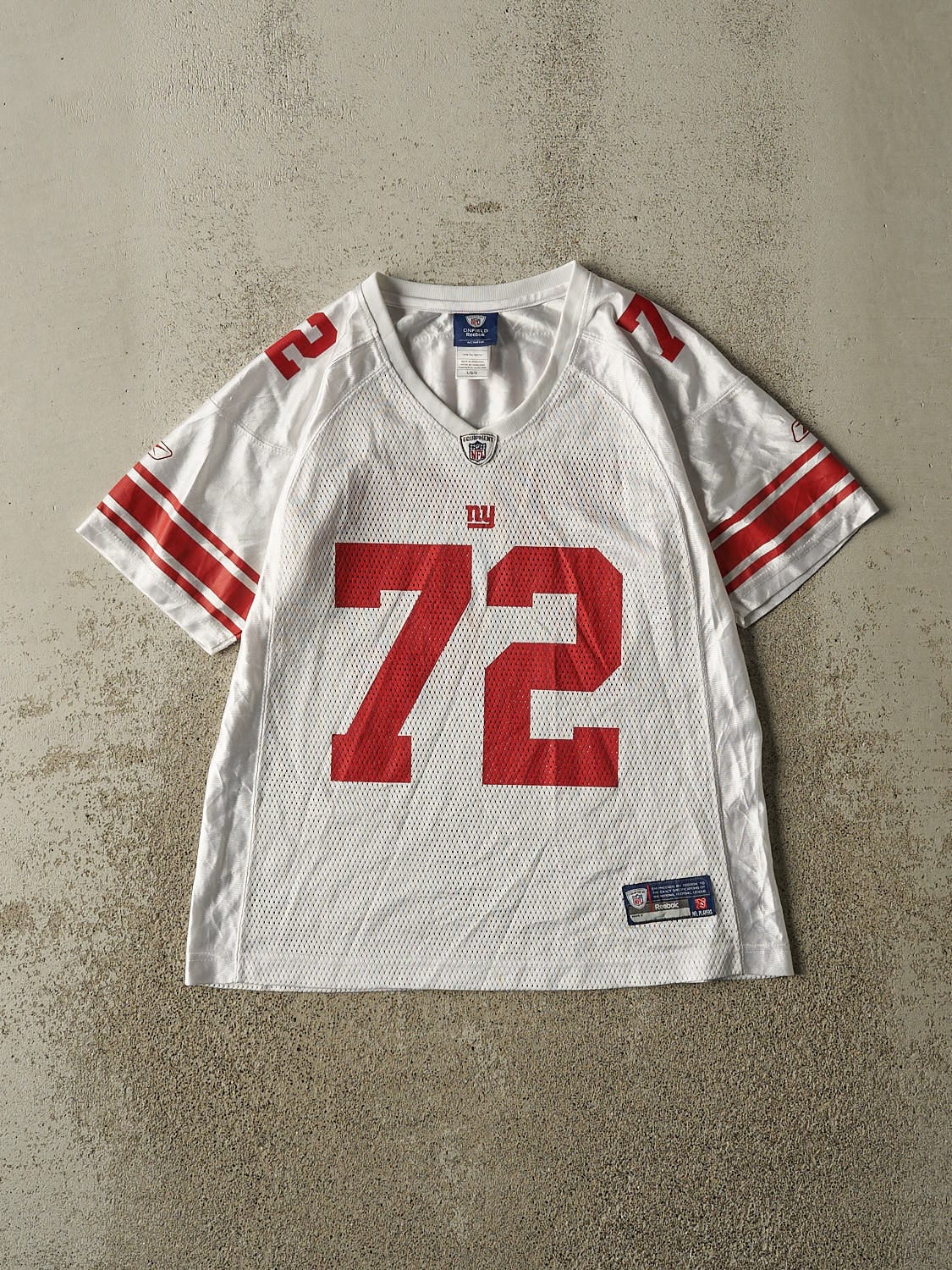 Vintage Y2K White New York Giants #72 Umenyiora Football Jersey (S/M)