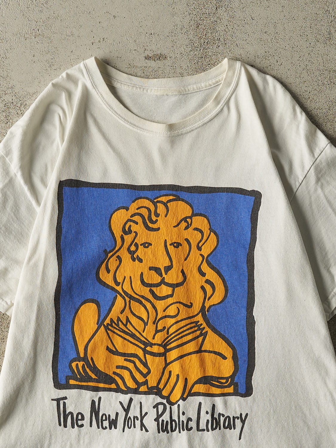 Vintage 90s RARE White The New York Public Library Art Tee (M/L)