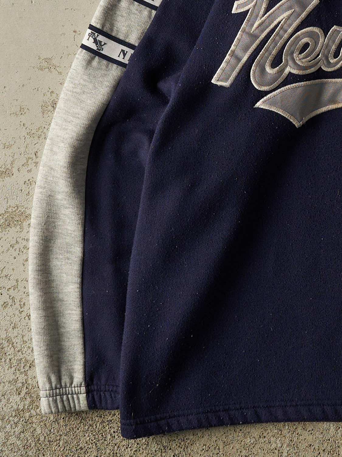 Vintage 90s Navy Blue New York Embroidered Quarter Zip Sweater (L/XL)