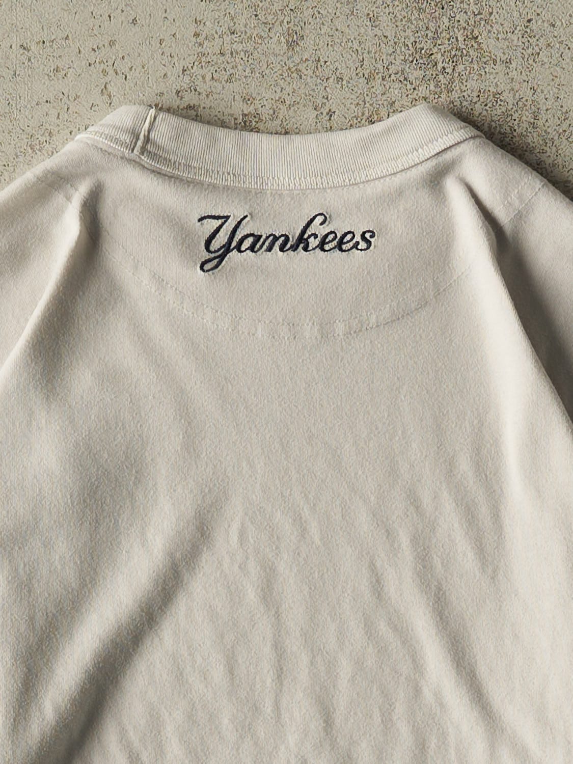 Vintage Y2K Beige New York Yankees Embroidered Tee (XS)